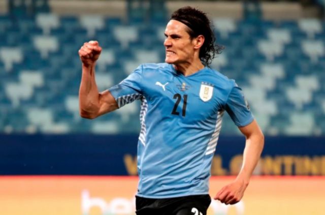 FIFA mandó a quitar estrellas de la camiseta de Uruguay