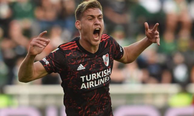 River le ganó a Banfield y continúa líder en Argentina
