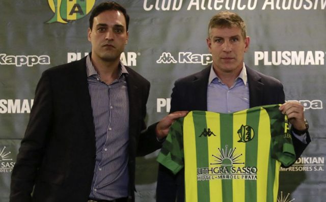 Palermo le llamó a Riquelme  para hacerle un pedido