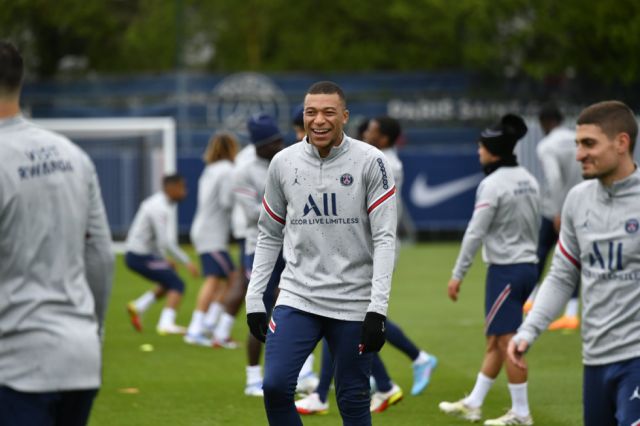 La mareante oferta económica del PSG a Mbappé