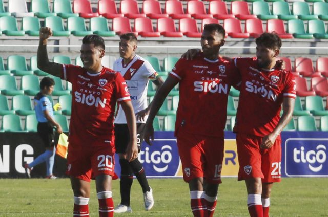 El Royal Pari de “Baldi” derrota  con autoridad a Always Ready  