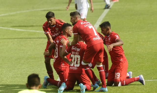 La “U” de Vinto y Royal Pari  abren la fecha 14 en Sacaba 