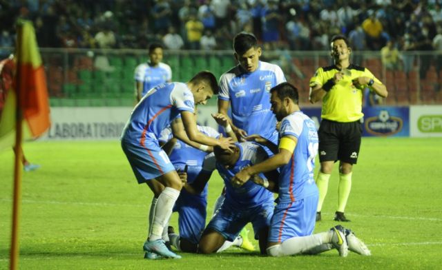 Blooming firma su pase a los cuartos de final con goleada 