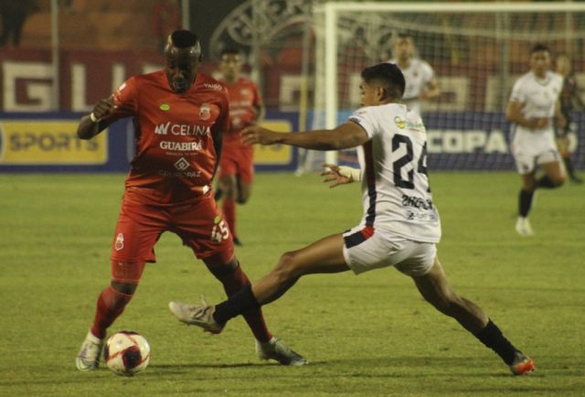 Guabirá se despide con  un triunfo sobre la hora  