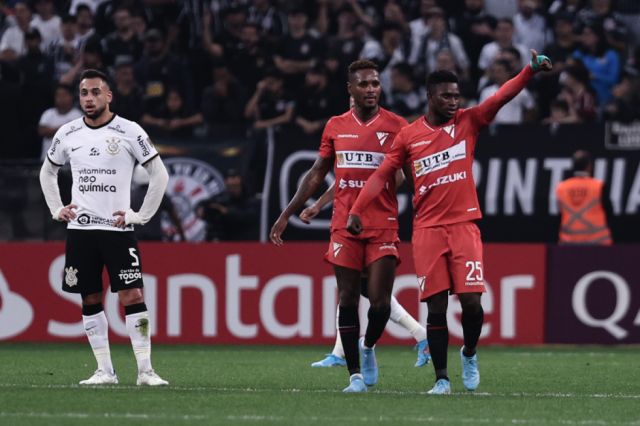Always decora su despedida con empate ante Corinthians