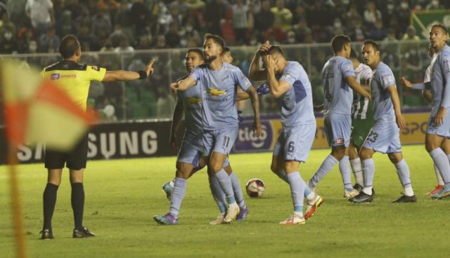 Oriente Petrolero amarra un triunfo con la mínima