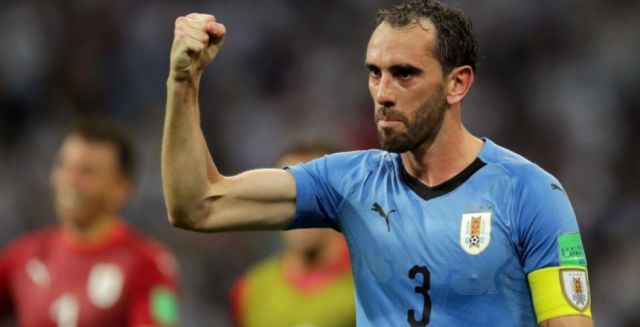Godín se suma a Vélez y manda  un guiño de Suárez hacia River