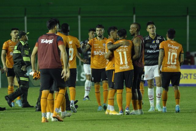 Royal Pari quiere “lavarse  la cara” ante Palmaflor 