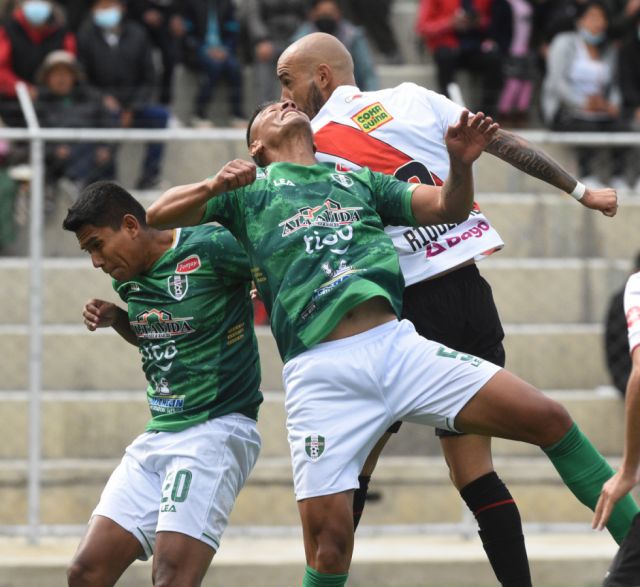 Always Ready defiende el invicto y la punta ante Real Tomayapo
