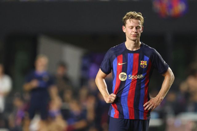 De Jong, traspaso o rebaja de salario