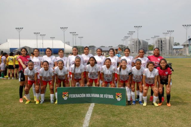 Real Tarija y Real Tomayapo iniciaron con empates