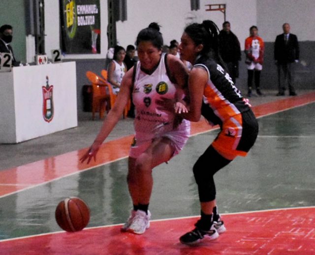 Tenis Club, Uriona de Oruro y San Simón están invictos en la Libobásquet femenina