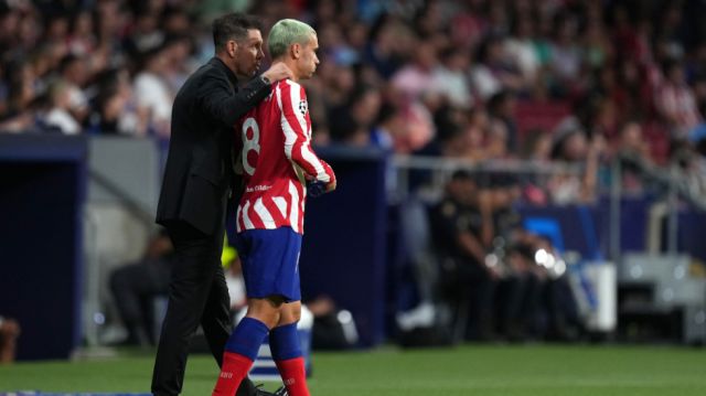 Simeone cambia el plan:  ¿Cuántos partidos más puede usar a Griezmann de titular?
