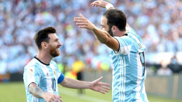 Lionel Messi habló sobre las  críticas que sufrió Higuaín