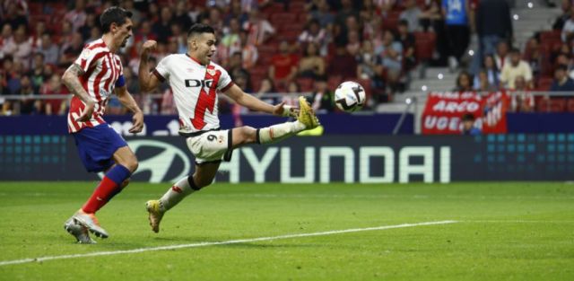 Radamel Falcao castiga el  conformismo del Atlético 