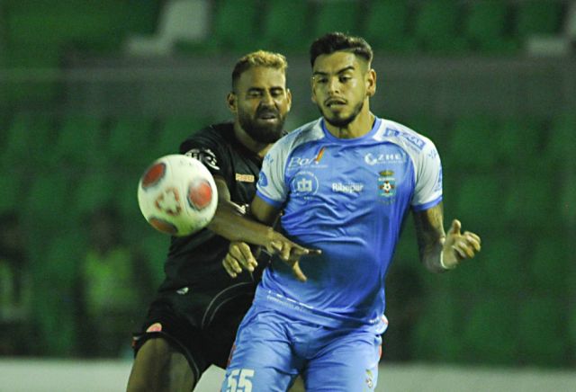 Blooming y Real Santa Cruz  están con orden de pagos 