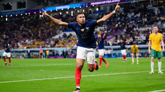 El vigente campeón apareció con todo frente a Australia