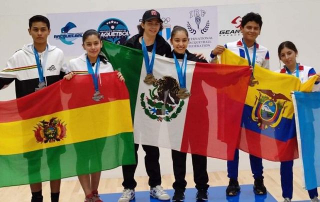 Tarijeño Hernán Ruiz es subcampeón del Mundial de Ráquet en dos categorías