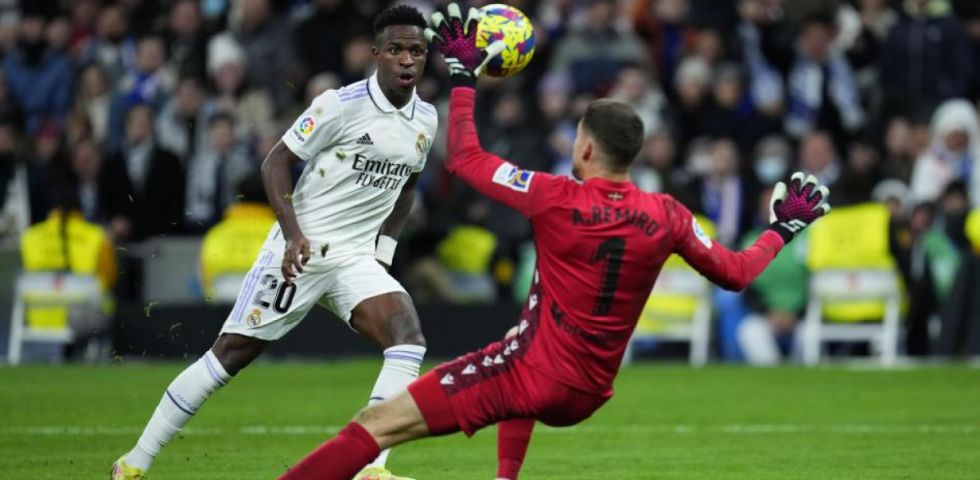 Madrid y Real Sociedad se anulan  con mucho juego pero poco premio