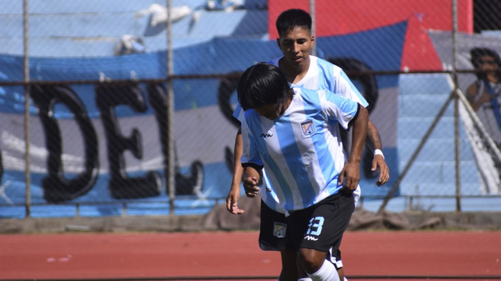 Ciclón se cobra revancha del amistoso y le gana a Bermejo por ATF