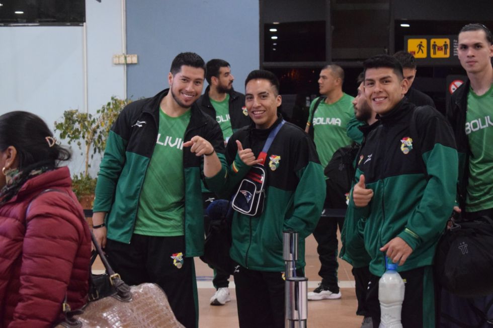 Básquet: Bolivia que concentró en Tarija partió a Ecuador