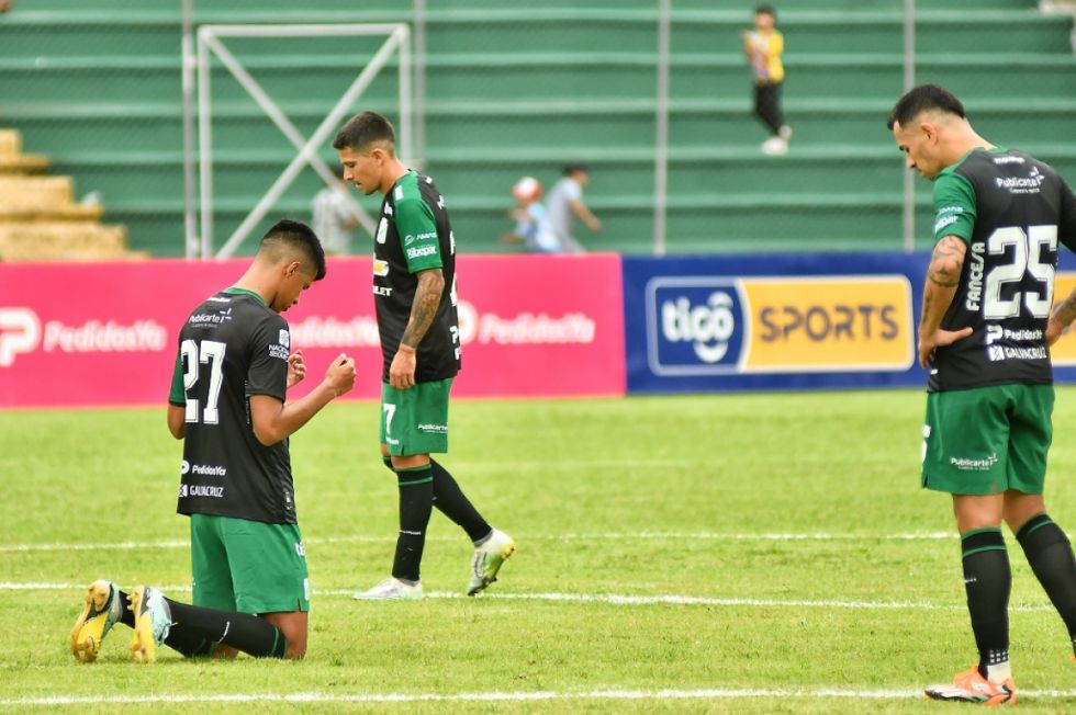 La “hora negra” del fútbol cruceño 