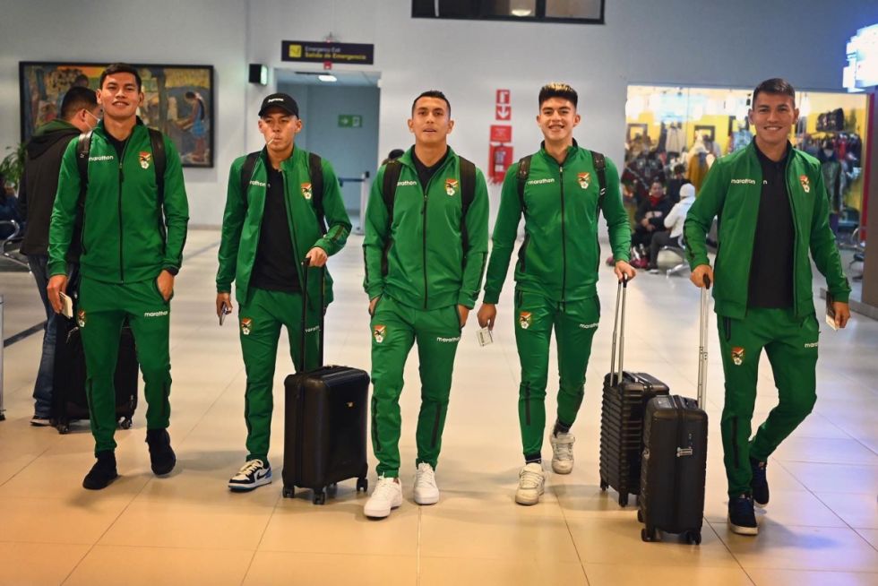 Con tres tarijeños en la delegación, la Selección partió a Estados Unidos