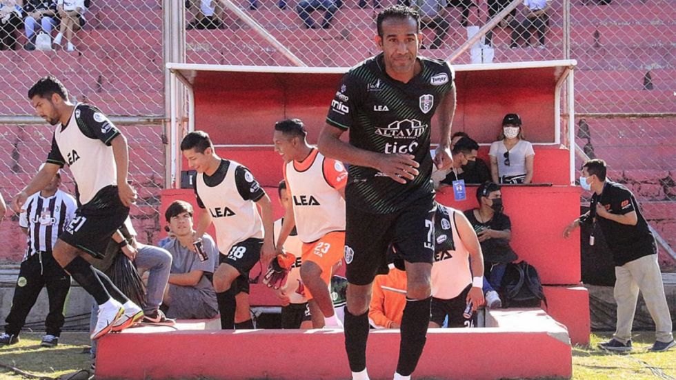 Tomayapo: Thiago no se va