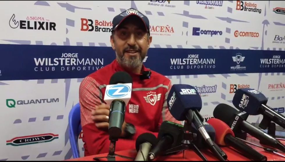 Caso Marcelo Suárez: Nutrida conferencia de Cristián Díaz sobre el jugador de Wilstermann (Video)