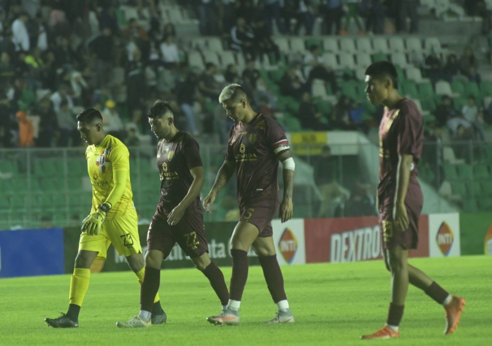 Real Tomayapo cae ante Oriente Petrolero en Santa Cruz 