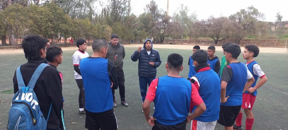 En vivo y directo: Inició el Provincial Sub-18 en Villa Montes