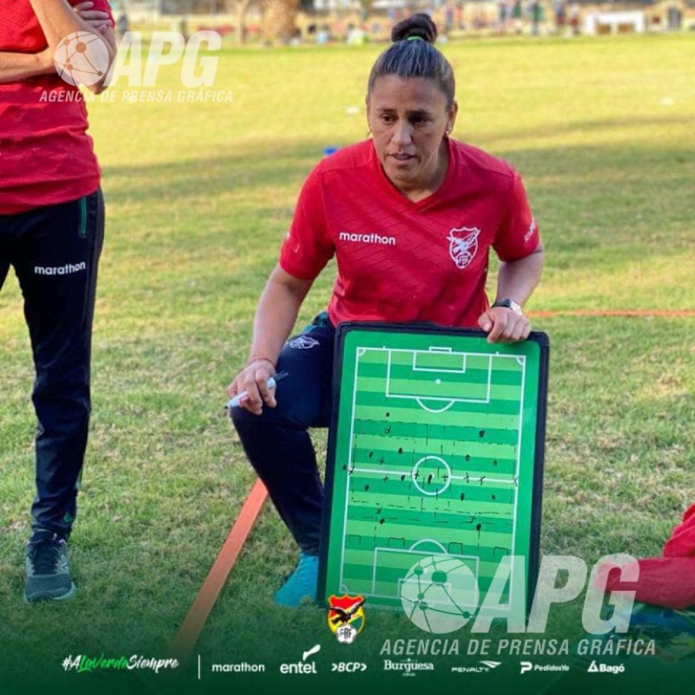 Movimiento en el cuerpo técnico de la Selección femenina 