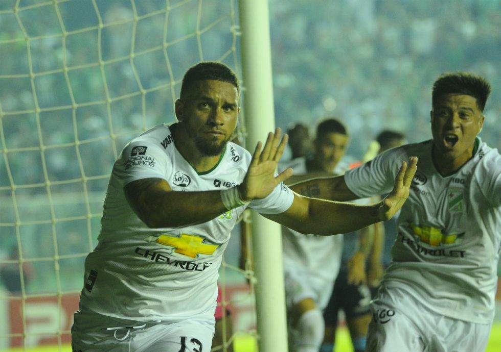 Oriente Petrolero gana y se aleja de la zona del descenso 