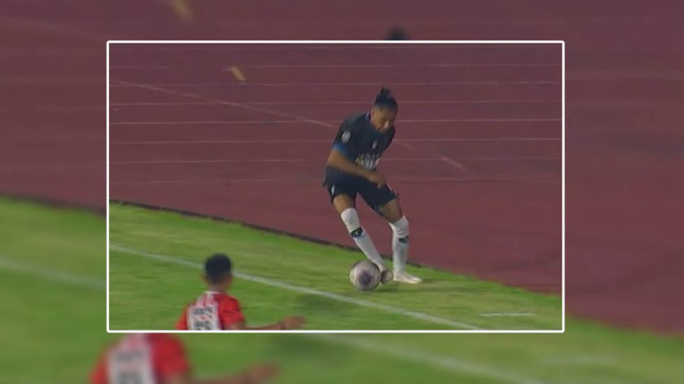 El gol convalidado contra Municipal tras quedar escandalosamente la pelota afuera (VIDEO)