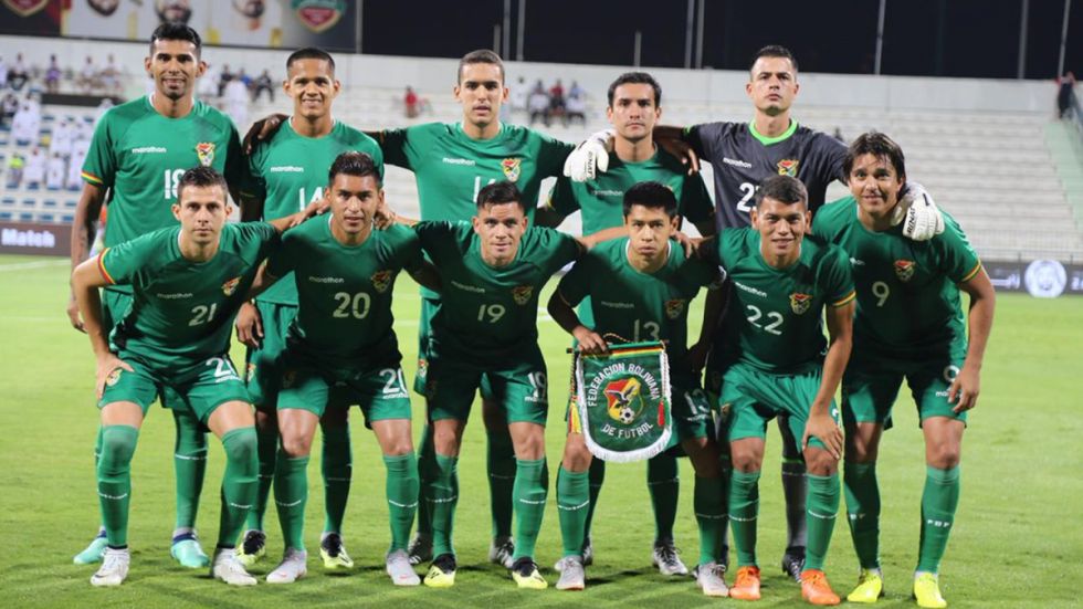 Un futbolista boliviano partió al exterior para sumarse a su nuevo equipo