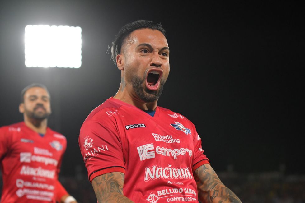 Wilstermann da el primer paso rumbo a la final de la Copa