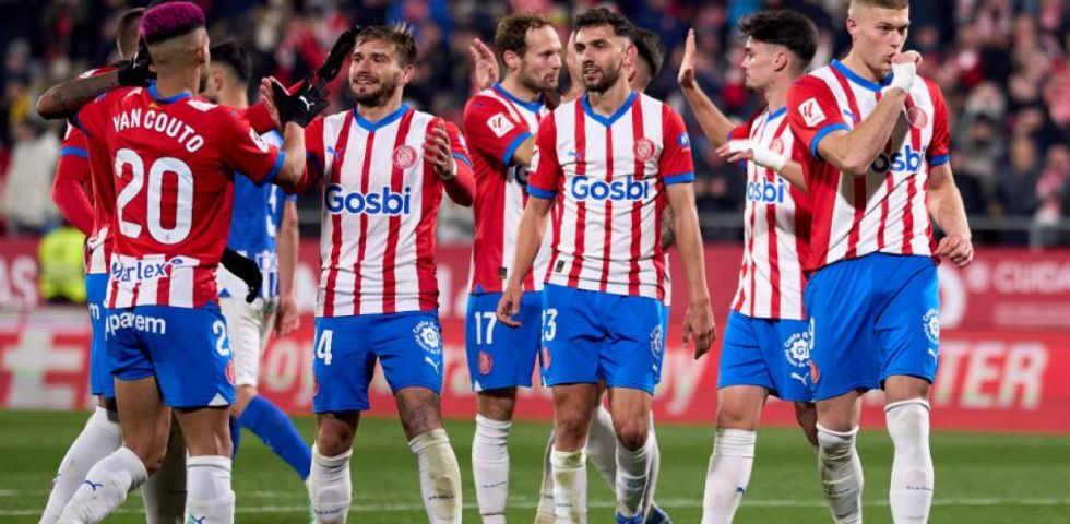 El Girona de Claure golea al Alavés y recupera la cima de LaLiga    