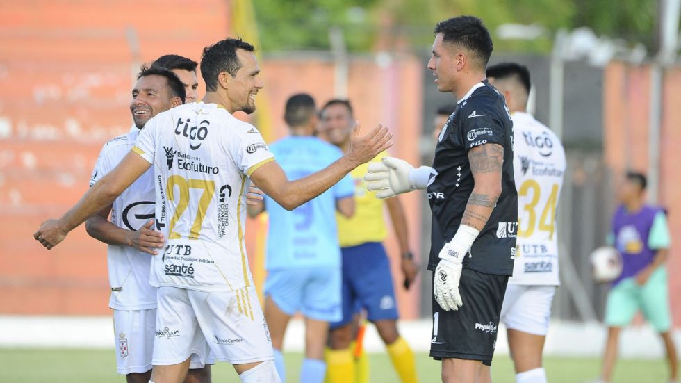 Real Santa Cruz apuesta por un técnico nacional joven e inédito para División Profesional 