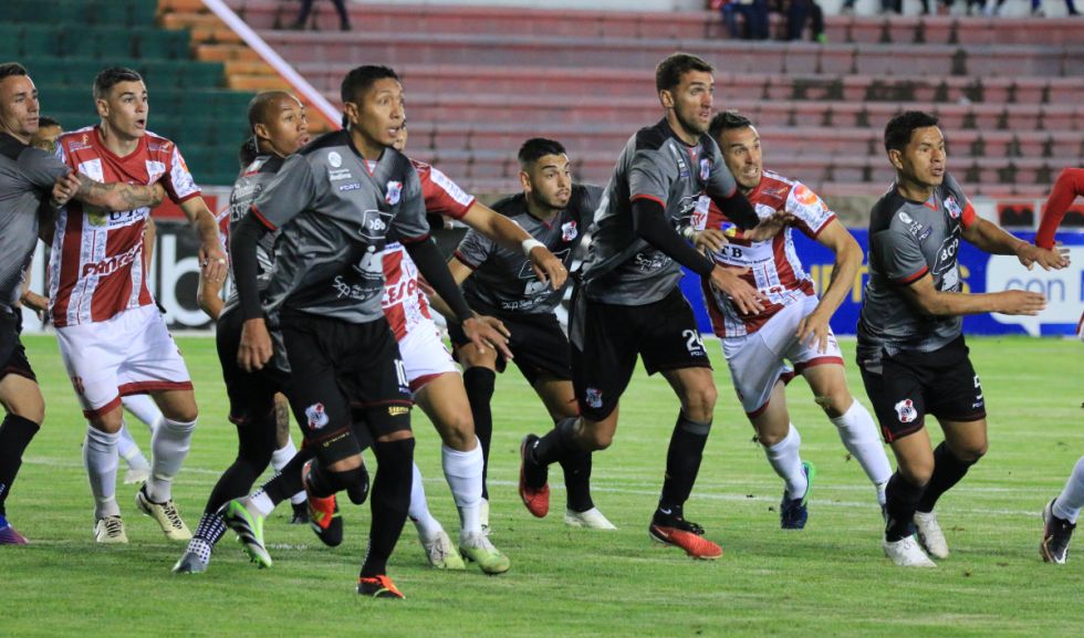 Nacional Potosí suma un valioso empate en la capital 