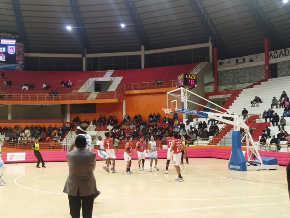 Leones debuta en la “Libo” con un triunfo categórico 