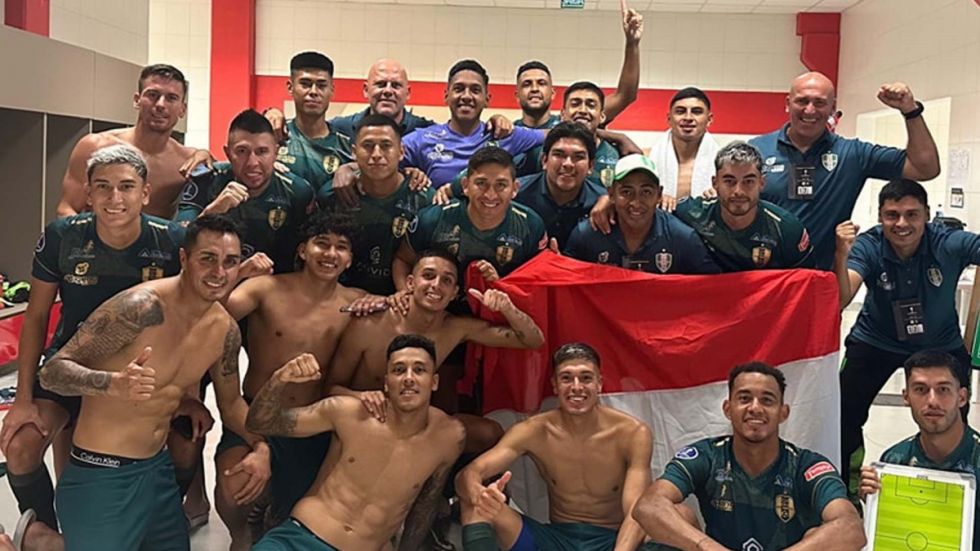 La fotografía de Tomayapo que se hizo tendencia en redes por la táctica en una de sus pizarras 