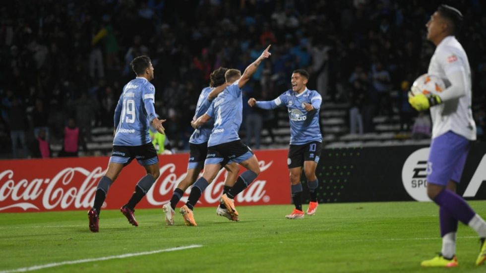 Belgrano administró su ventaja del inicio  y consiguió el triunfo ante Tomayapo