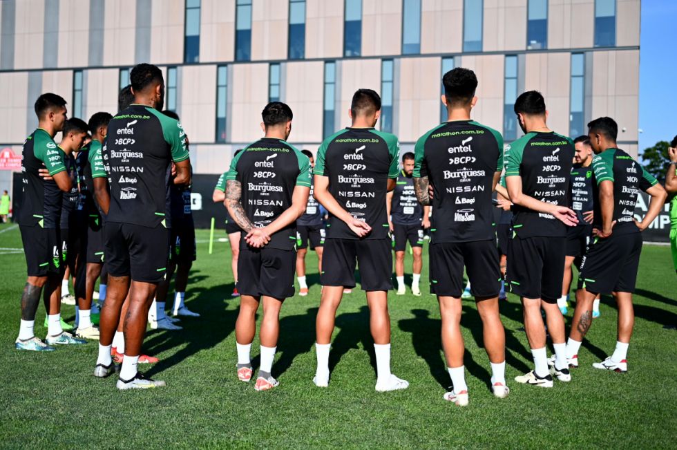Zago agitará el once de Bolivia para enfrentar a Uruguay 