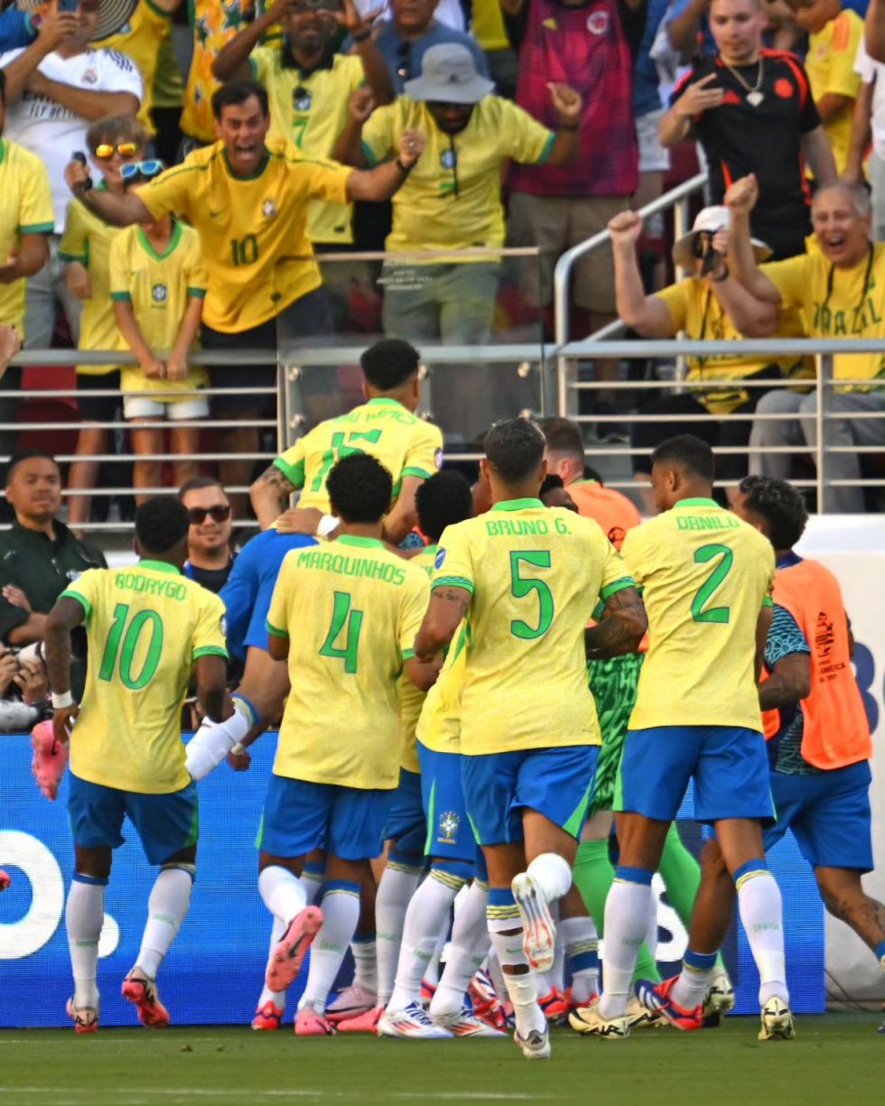 Brasil empató contra Colombia y enfrentará a Uruguay en los cuartos 
