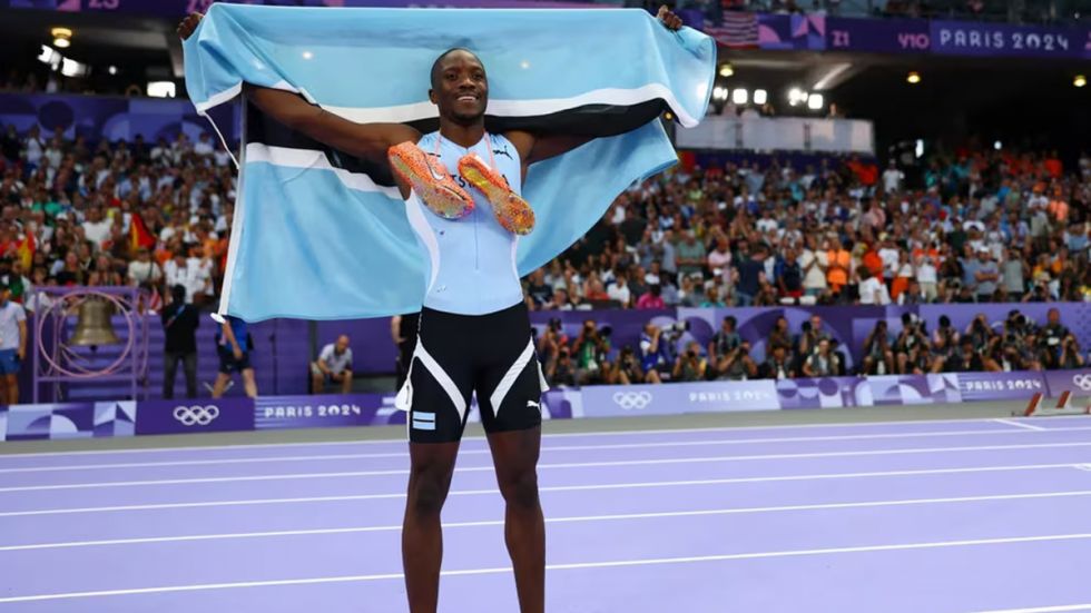 Tebogo sorprendió quedándose con el oro en los 200 metros