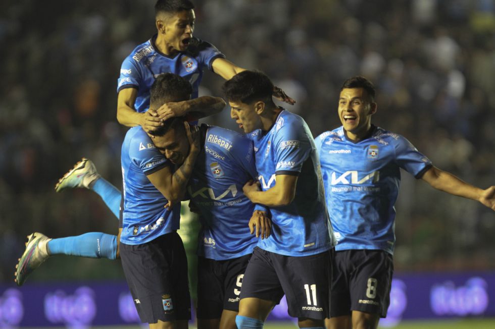 Blooming se quedó con el clásico de Santa Cruz