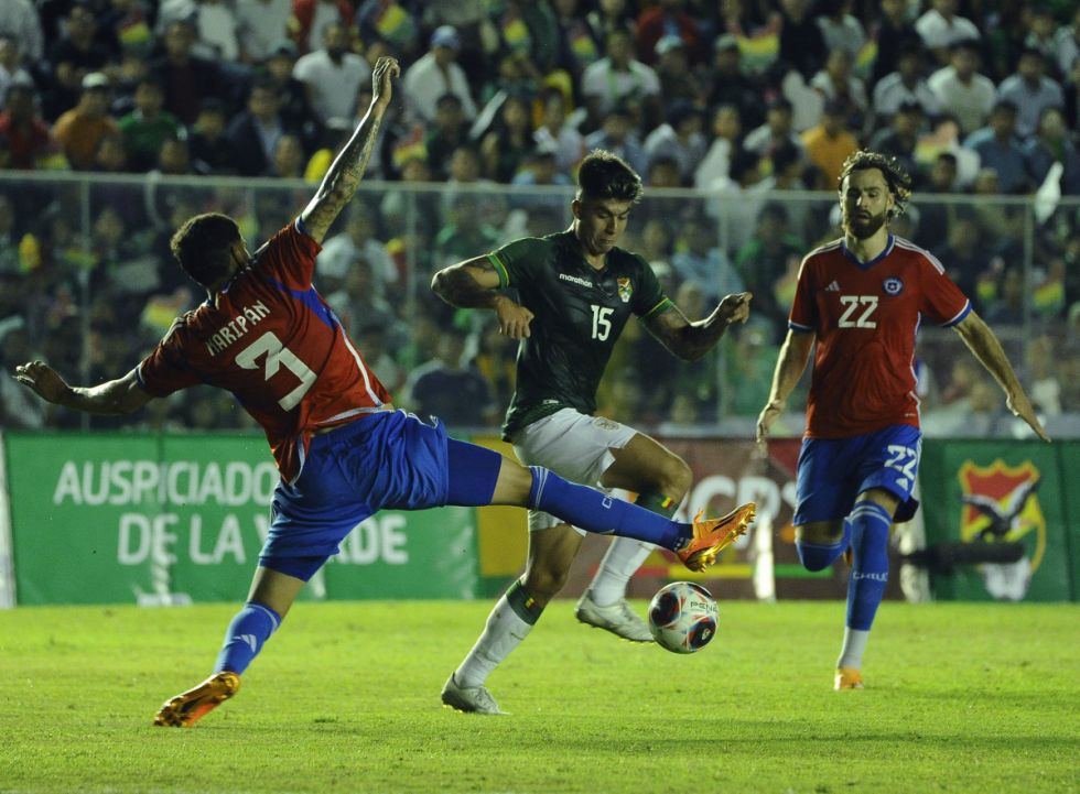 Bolivia enfrenta a un Chile necesitado de puntos 