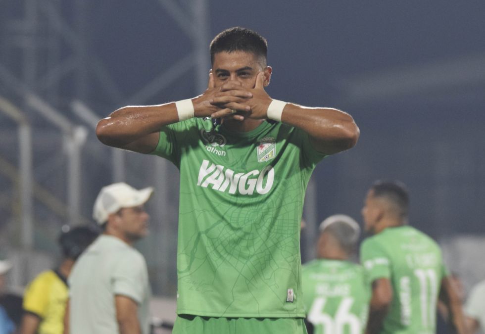 Oriente Petrolero le tapa la  boca a Aurora con una goleada 