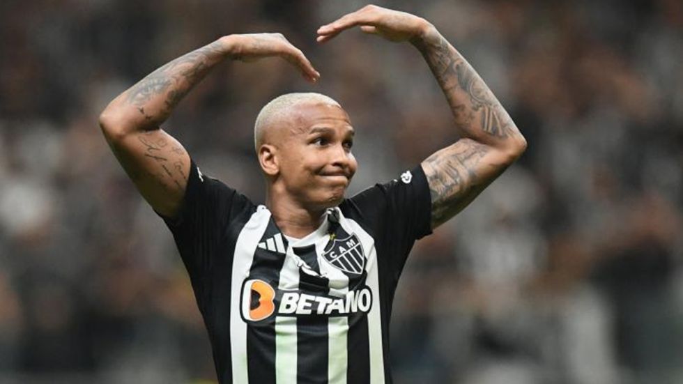 Mineiro impuso su localía y goleó a River en el partido de ida