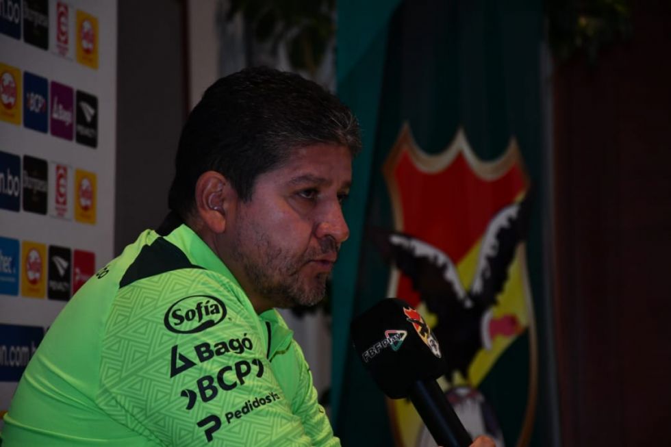 “Varios jugarán su primer partido”, dice Villegas, que anticipa que ocho ‘titulares’ se quedarán en La Paz y no viajarán a Ecuador